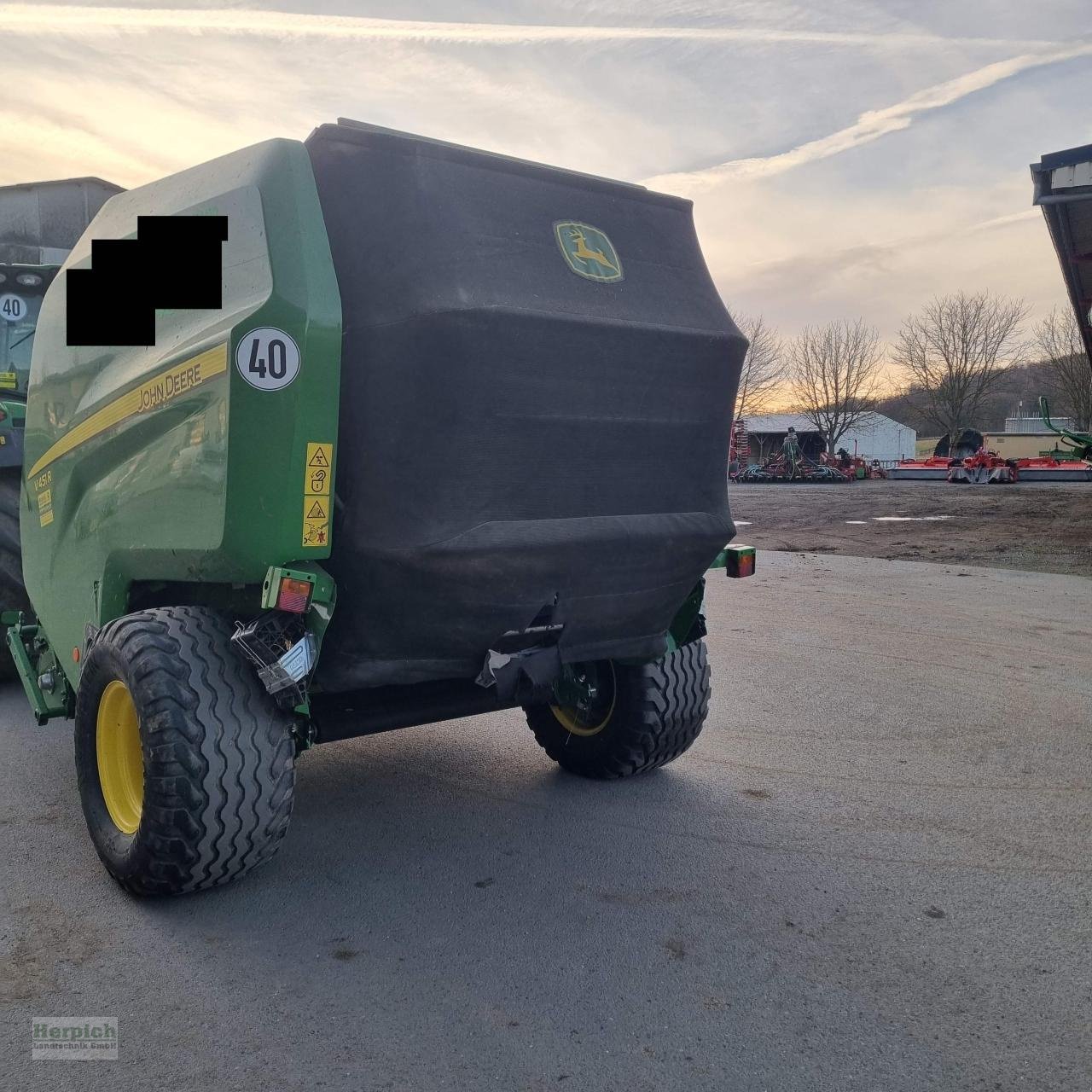 Rundballenpresse za tip John Deere V451R, Gebrauchtmaschine u Drebach (Slika 4)