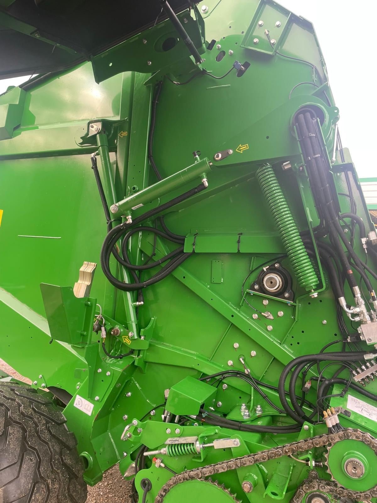 Rundballenpresse Türe ait John Deere V461 M, Gebrauchtmaschine içinde BOSC LE HARD (resim 7)