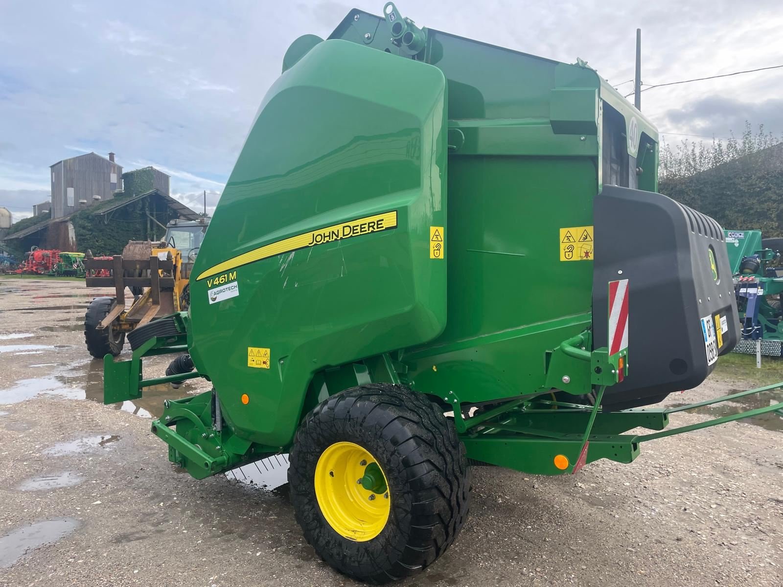 Rundballenpresse Türe ait John Deere V461 M, Gebrauchtmaschine içinde BOSC LE HARD (resim 3)