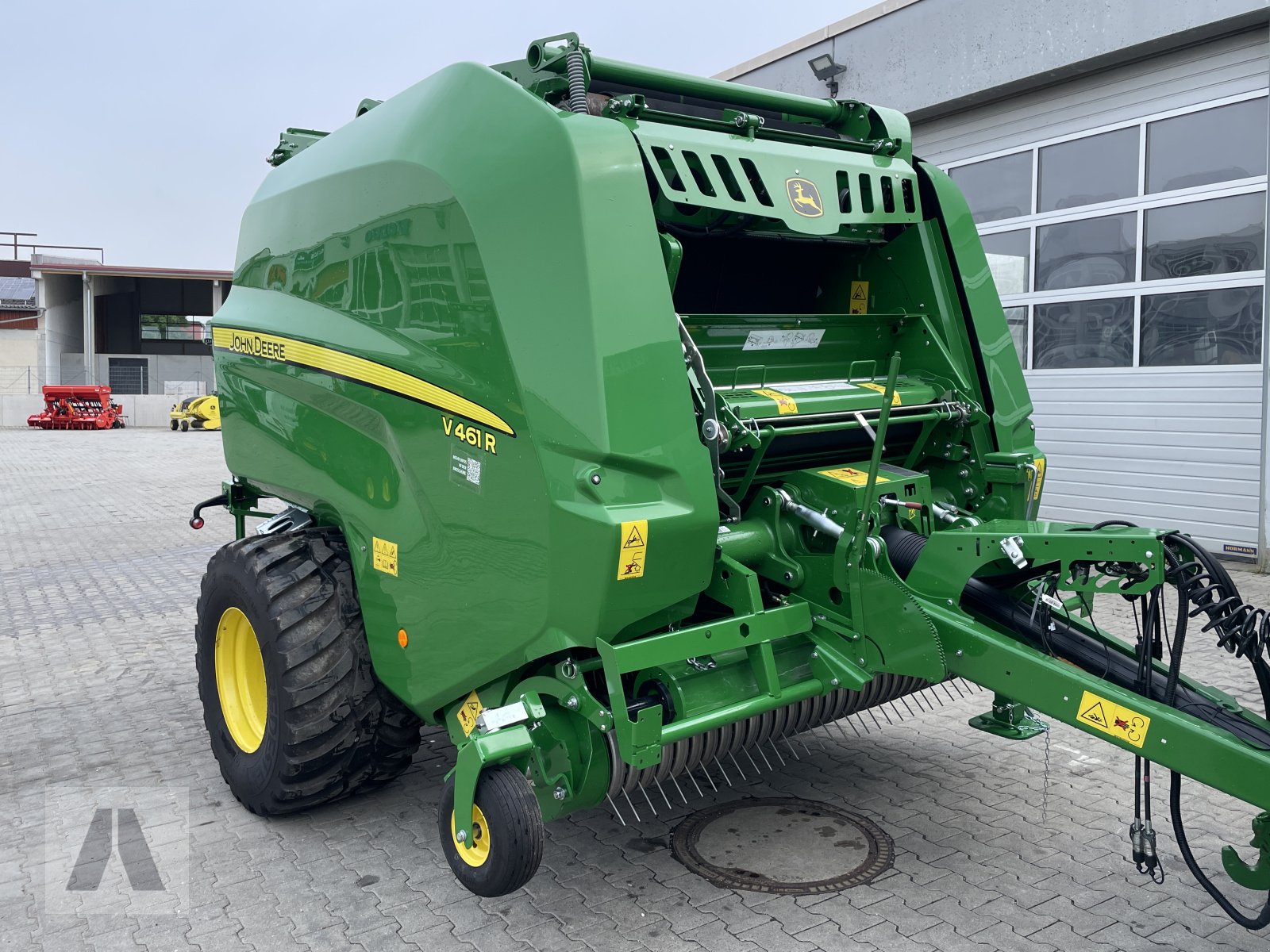 Rundballenpresse του τύπου John Deere V461 R, Neumaschine σε Lauterhofen (Φωτογραφία 5)