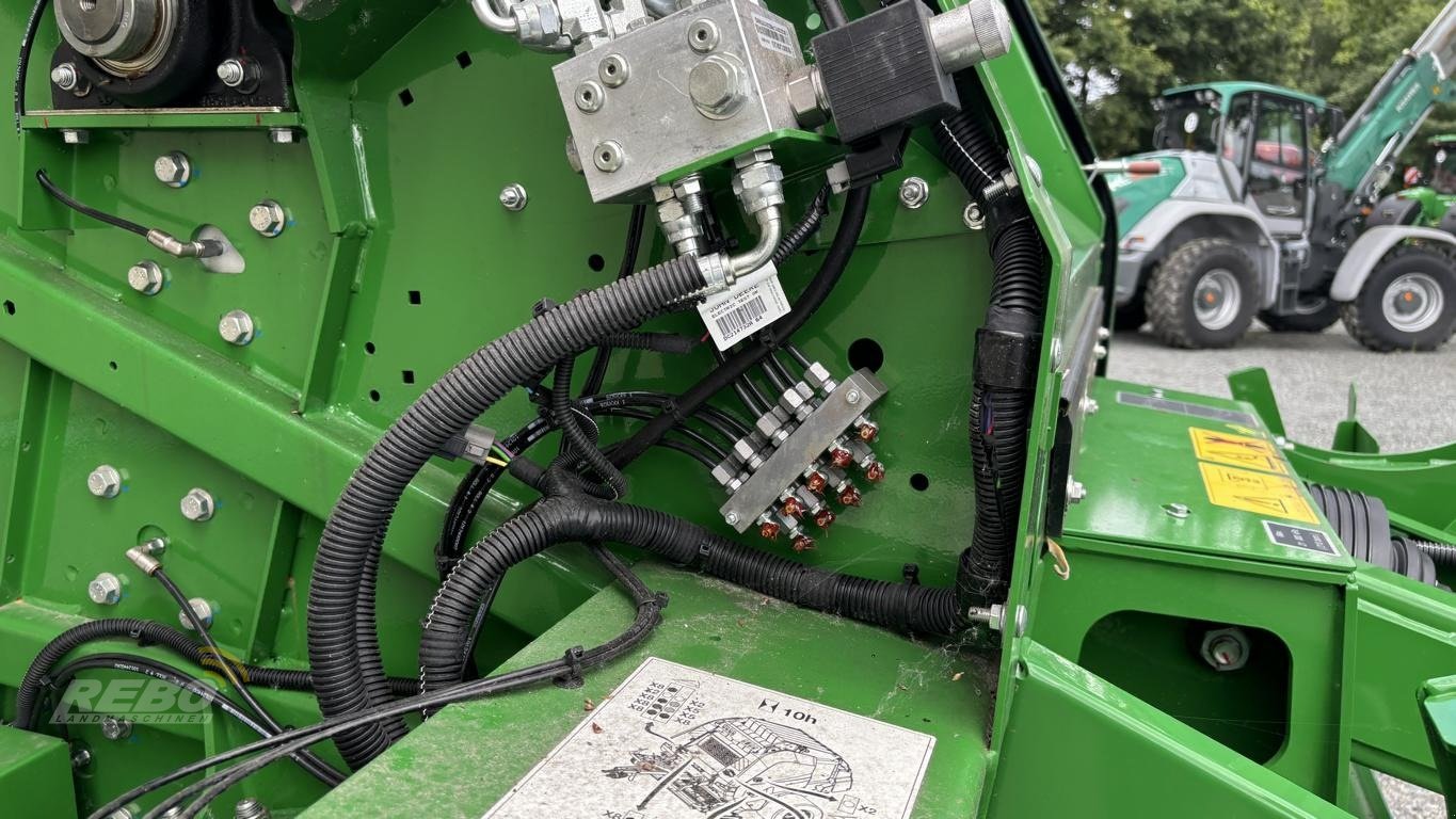 Rundballenpresse des Typs John Deere V461M - PAKET FÜR RUNDBALLENPR, Neumaschine in Visbek/Rechterfeld (Bild 12)