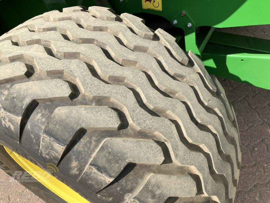 Rundballenpresse des Typs John Deere V461M - PAKET FÜR RUNDBALLENPR, Neumaschine in Albersdorf (Bild 5)