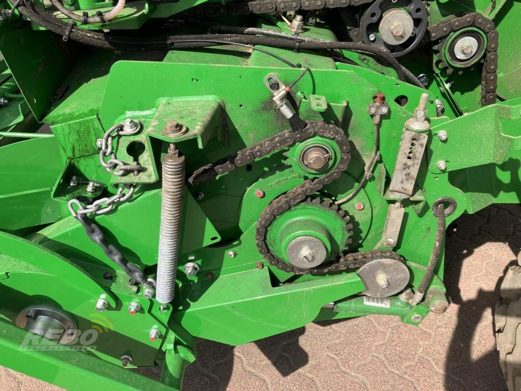 Rundballenpresse des Typs John Deere V461M - PAKET FÜR RUNDBALLENPR, Neumaschine in Albersdorf (Bild 17)
