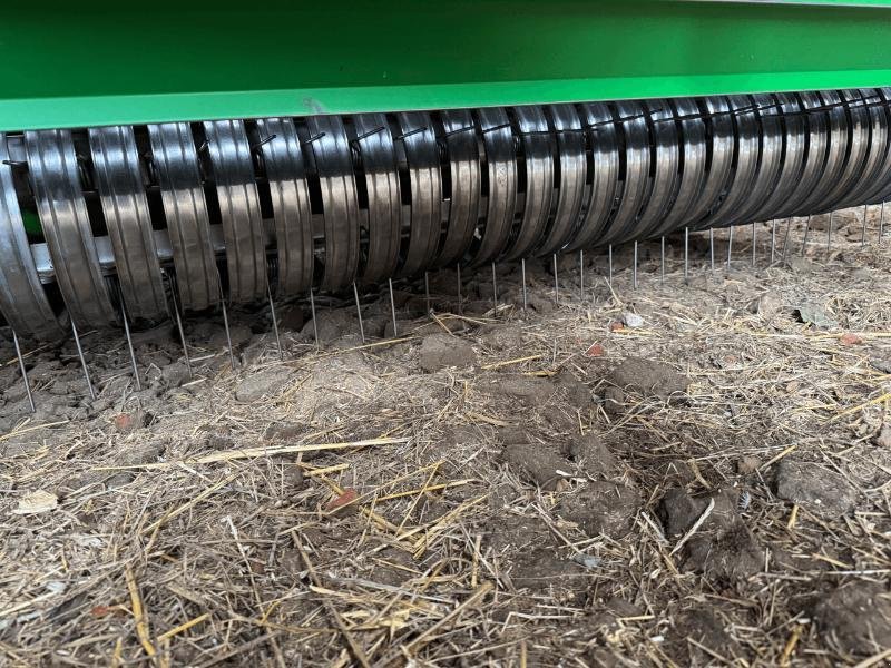 Rundballenpresse des Typs John Deere V461M, Gebrauchtmaschine in Wargnies Le Grand (Bild 4)