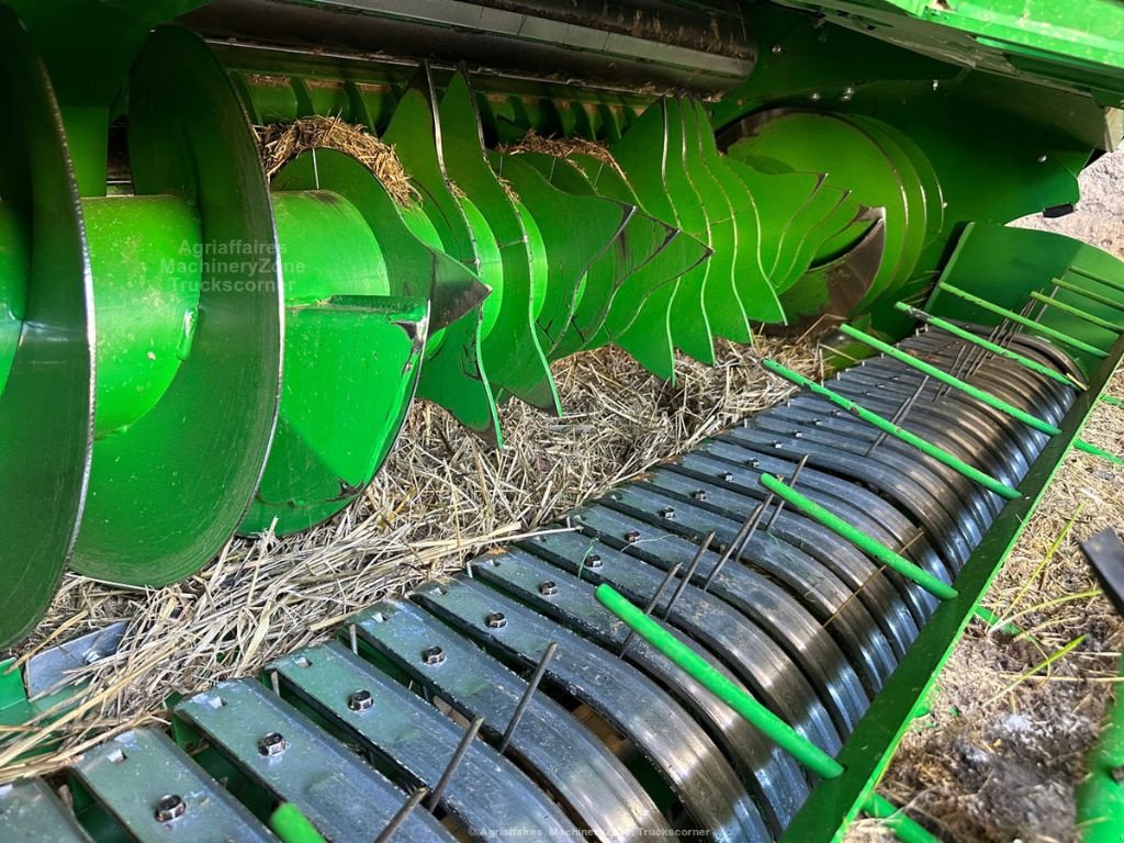 Rundballenpresse типа John Deere V461M, Gebrauchtmaschine в azerailles (Фотография 5)
