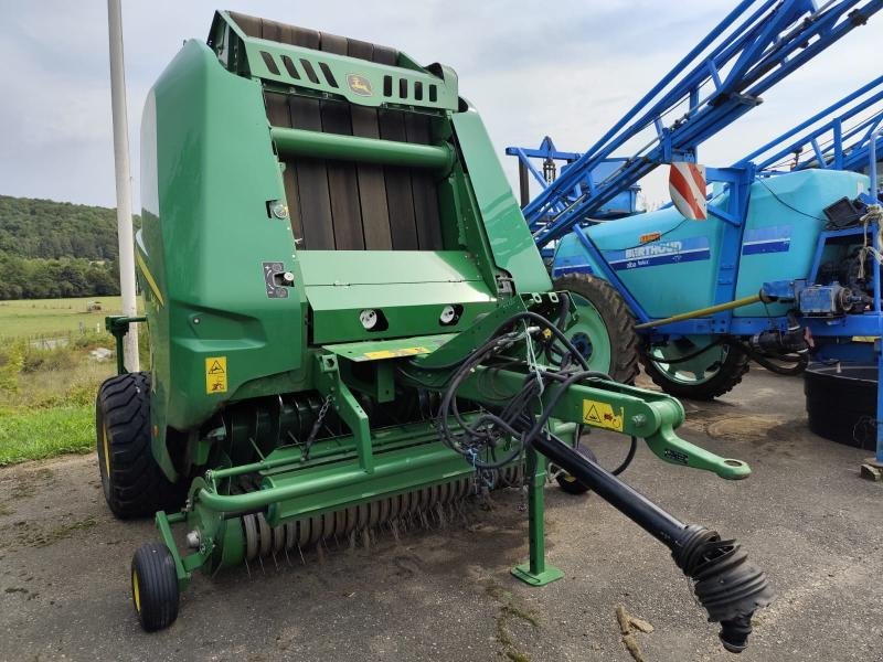 Rundballenpresse des Typs John Deere V461M, Gebrauchtmaschine in FRONCLES (Bild 3)