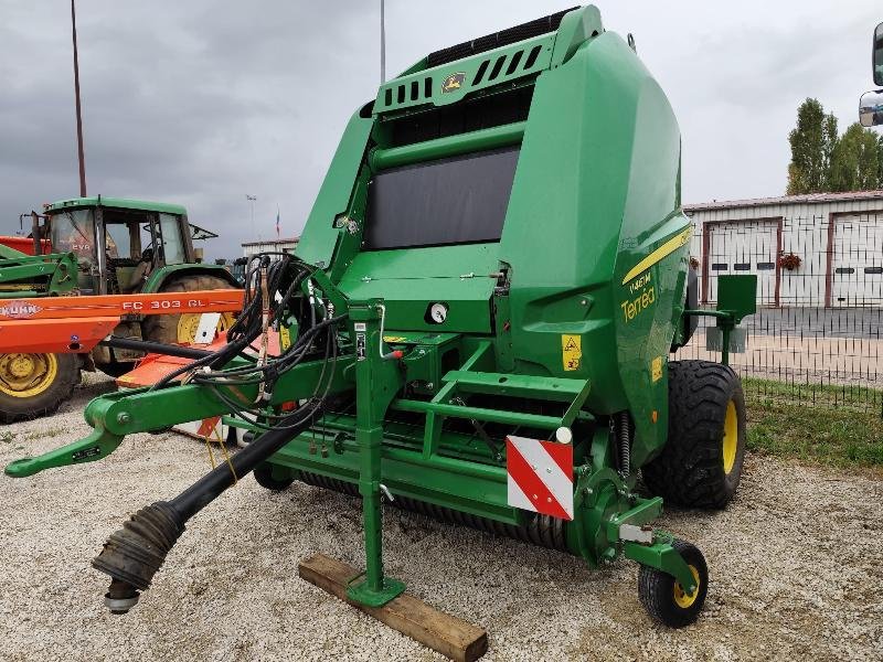 Rundballenpresse tipa John Deere V461M, Gebrauchtmaschine u MONTIGNY LE ROI (Slika 2)