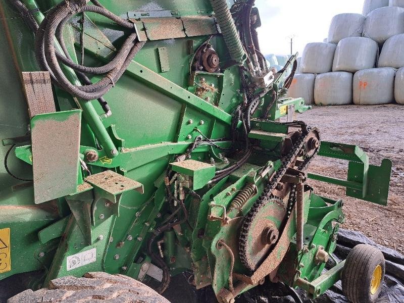 Rundballenpresse del tipo John Deere V461M, Gebrauchtmaschine en CHAUMESNIL (Imagen 7)