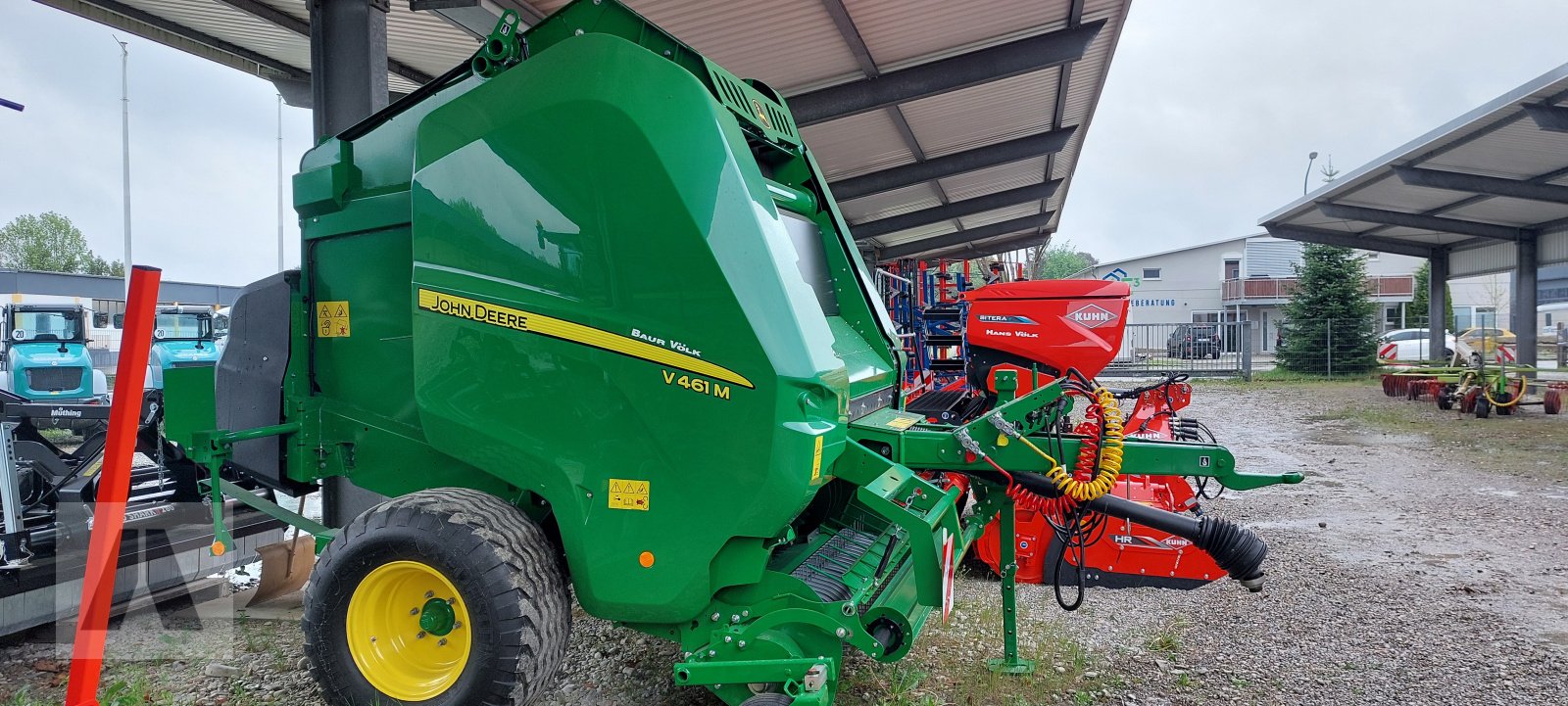 Rundballenpresse typu John Deere V461M, Gebrauchtmaschine v Schwabmünchen (Obrázek 2)