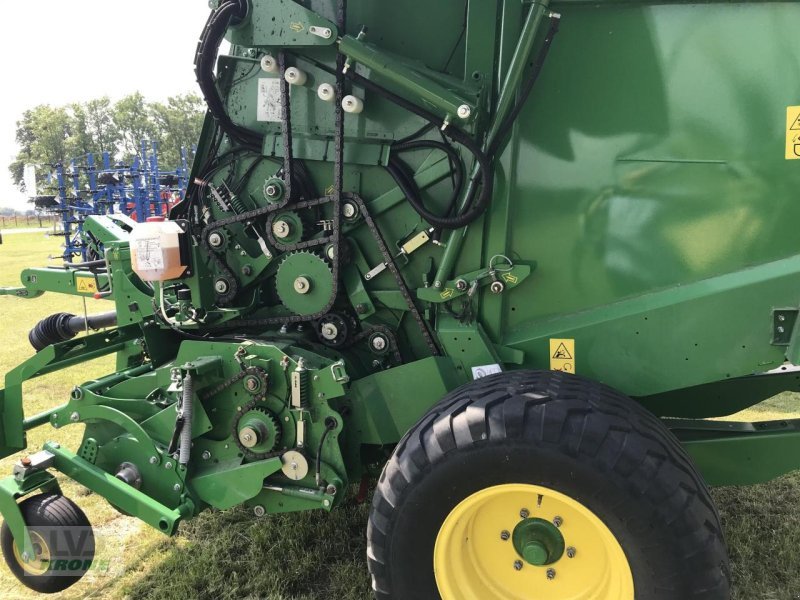 Rundballenpresse des Typs John Deere V461M, Gebrauchtmaschine in Spelle (Bild 9)