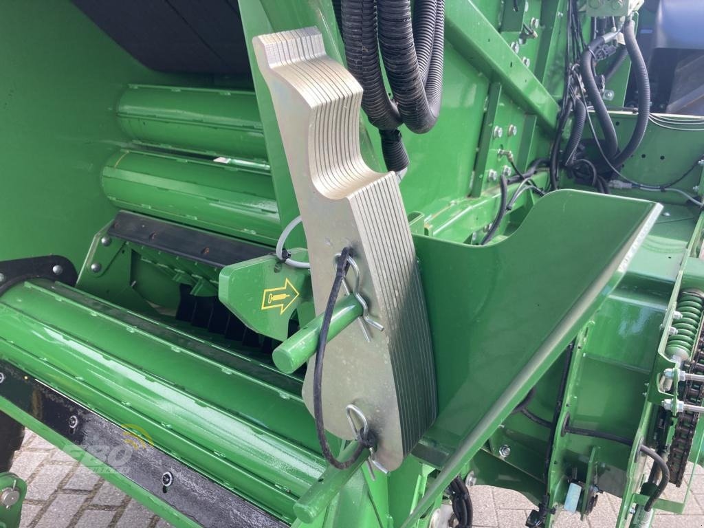 Rundballenpresse typu John Deere V461M, Gebrauchtmaschine v Albersdorf (Obrázek 9)