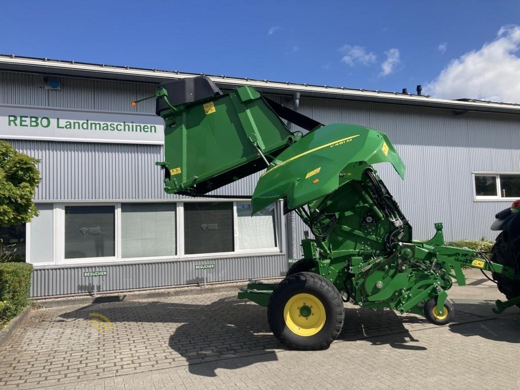 Rundballenpresse typu John Deere V461M, Gebrauchtmaschine v Albersdorf (Obrázek 14)