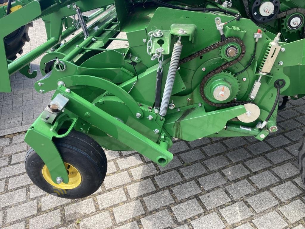 Rundballenpresse typu John Deere V461M, Gebrauchtmaschine v Albersdorf (Obrázek 26)