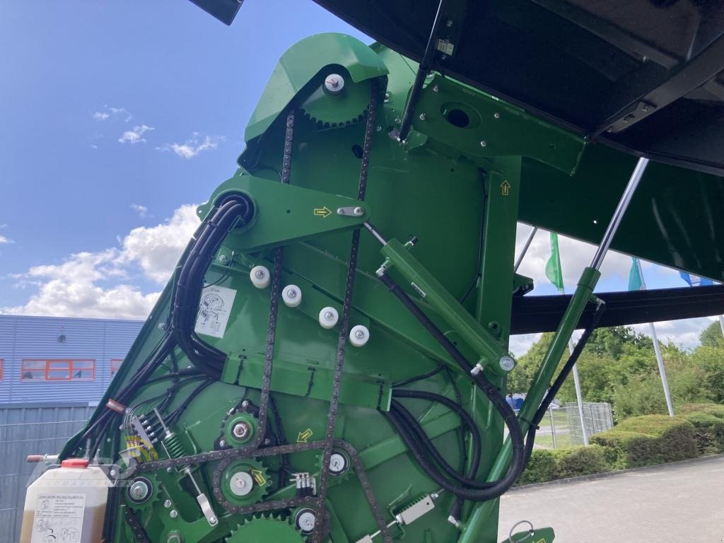Rundballenpresse typu John Deere V461M, Gebrauchtmaschine v Albersdorf (Obrázek 28)