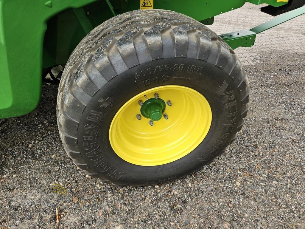 Rundballenpresse typu John Deere V461M, Gebrauchtmaschine v Visbek/Rechterfeld (Obrázek 7)