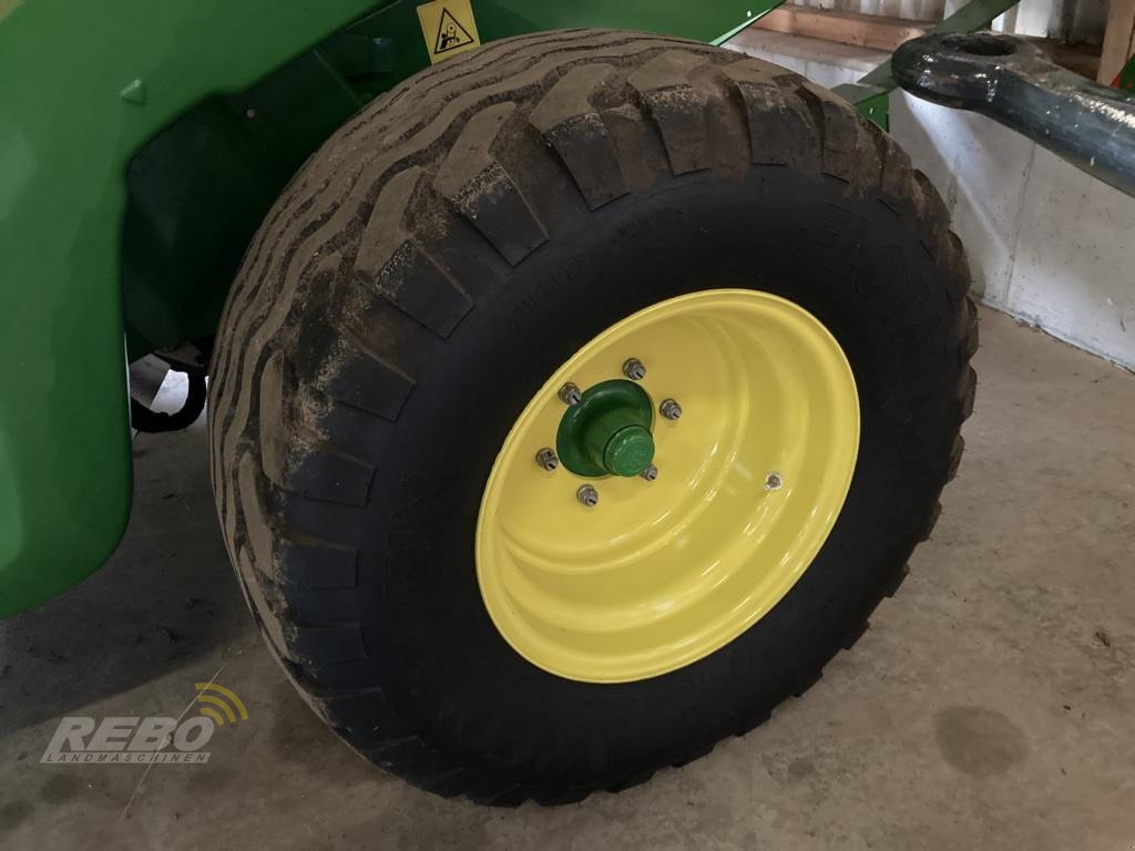 Rundballenpresse des Typs John Deere V461M, Gebrauchtmaschine in Albersdorf (Bild 7)