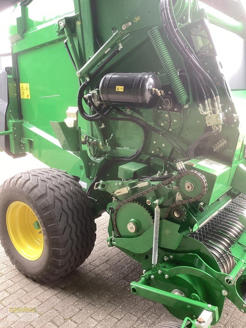 Rundballenpresse des Typs John Deere V461M, Gebrauchtmaschine in Kevelaer (Bild 11)