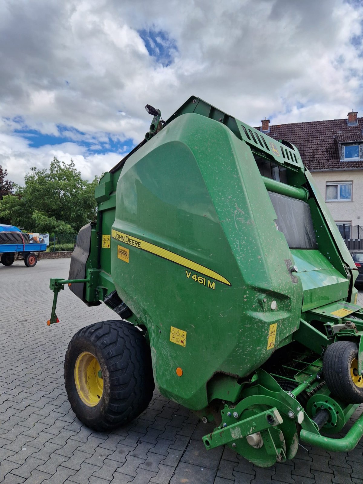 Rundballenpresse типа John Deere V461M, Gebrauchtmaschine в Bad Sobernheim (Фотография 12)