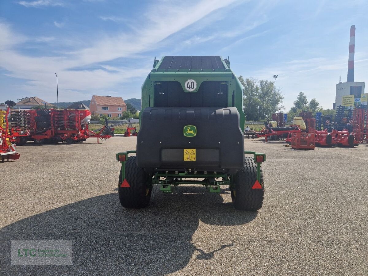 Rundballenpresse des Typs John Deere V461M, Neumaschine in Korneuburg (Bild 8)