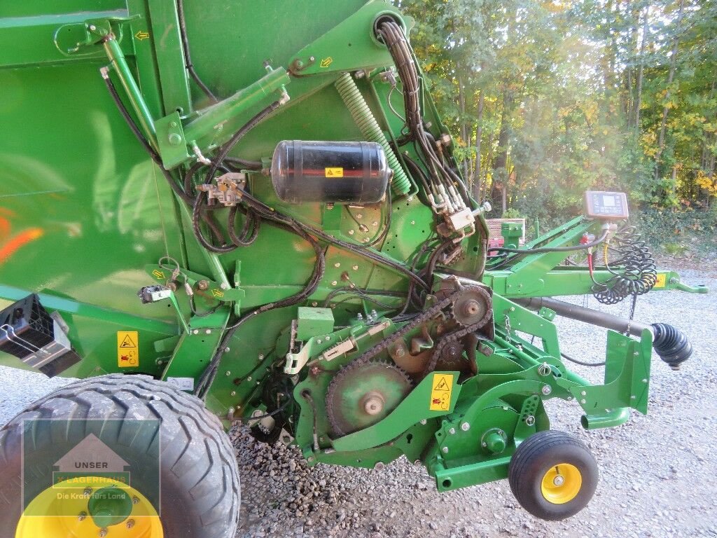 Rundballenpresse типа John Deere V461M, Gebrauchtmaschine в Eferding (Фотография 10)