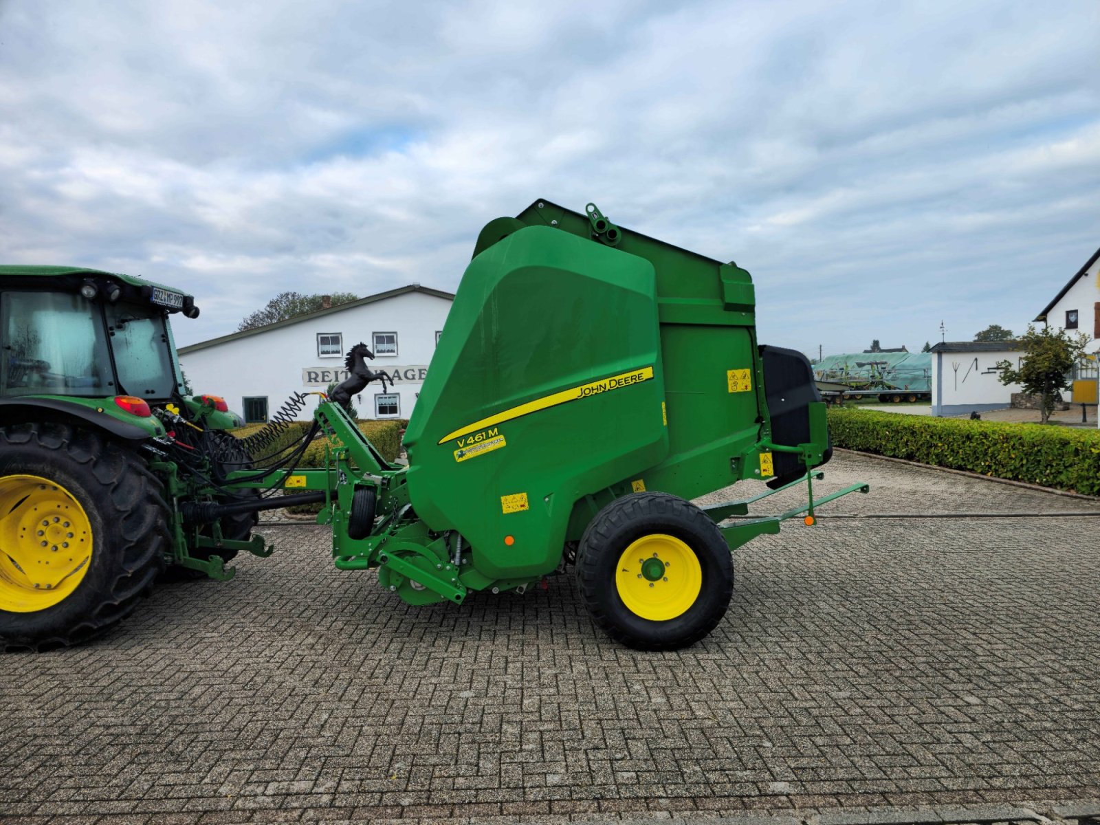 Rundballenpresse typu John Deere V461M, Gebrauchtmaschine v Mohlsdorf-Teichwolframsdorf (Obrázek 7)