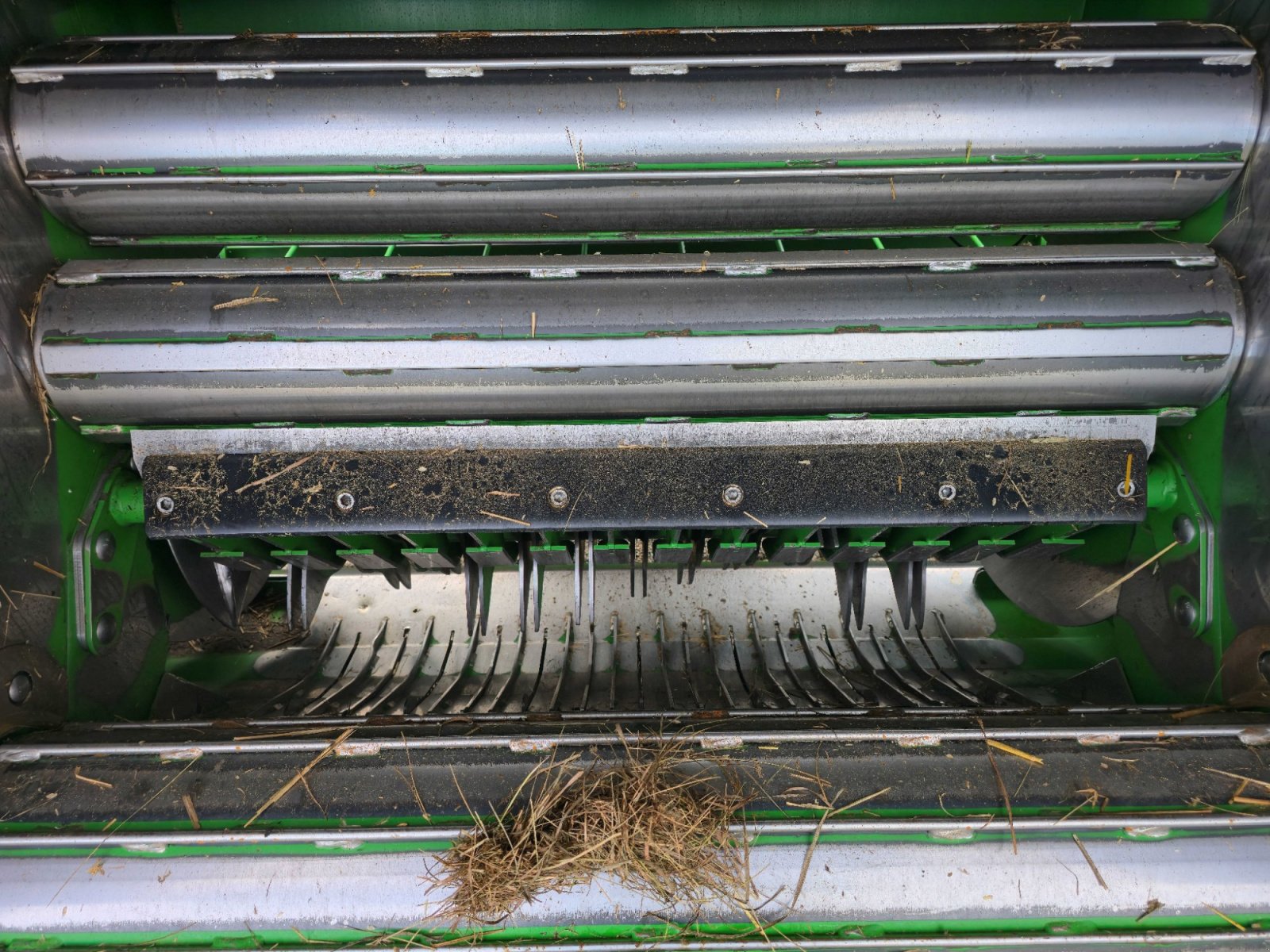 Rundballenpresse typu John Deere V461M, Gebrauchtmaschine v Mohlsdorf-Teichwolframsdorf (Obrázek 10)