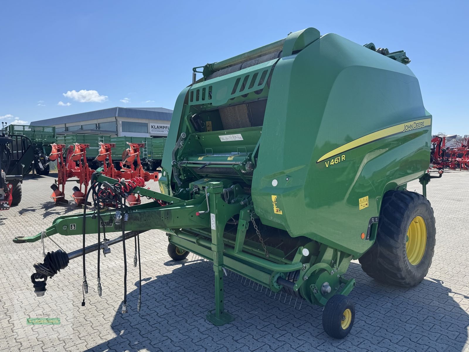 Rundballenpresse типа John Deere V461R, Gebrauchtmaschine в Hartberg (Фотография 1)