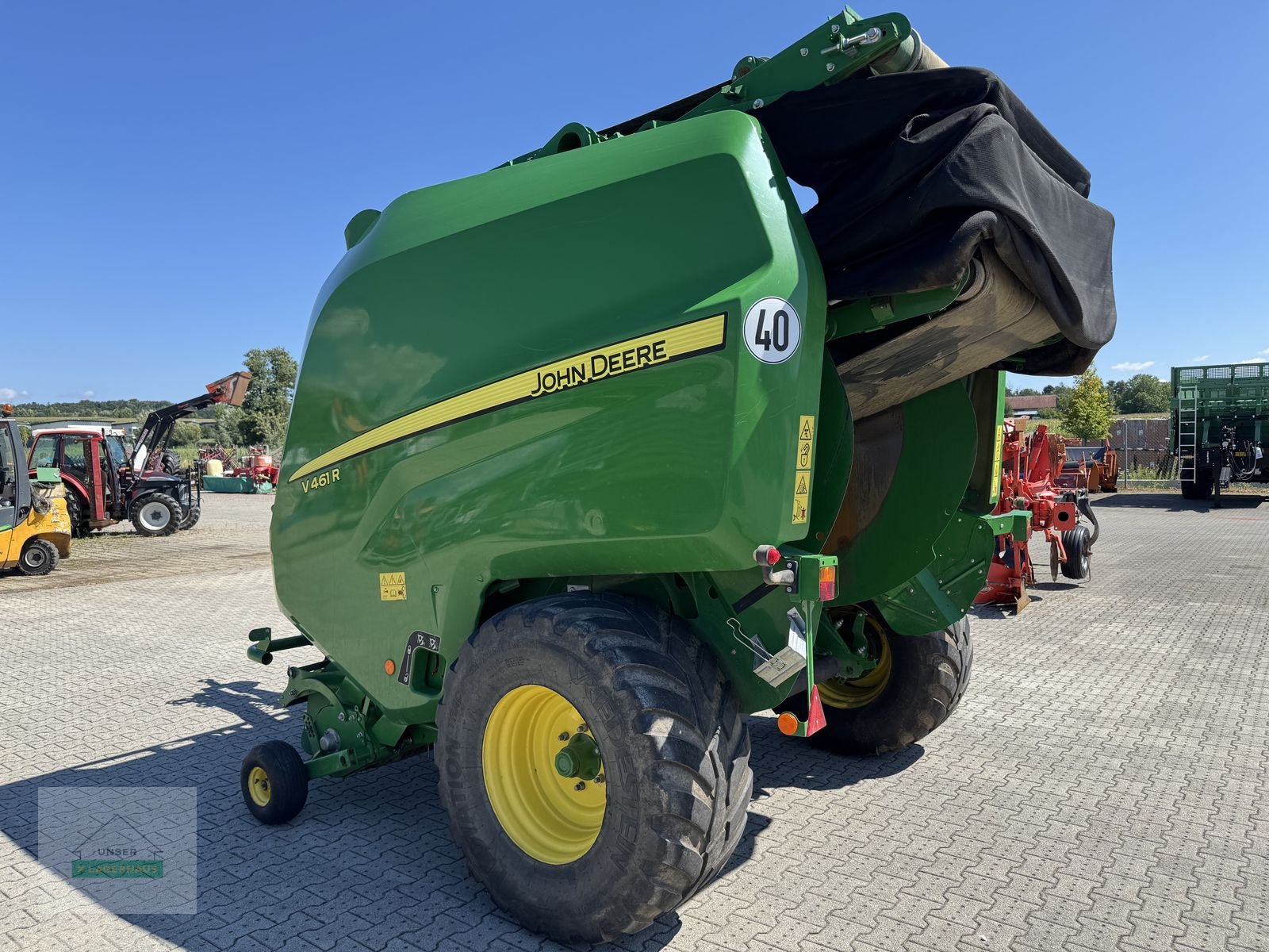 Rundballenpresse типа John Deere V461R, Gebrauchtmaschine в Hartberg (Фотография 3)