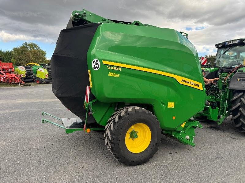 Rundballenpresse типа John Deere V461R, Gebrauchtmaschine в ESCAUDOEUVRES (Фотография 4)