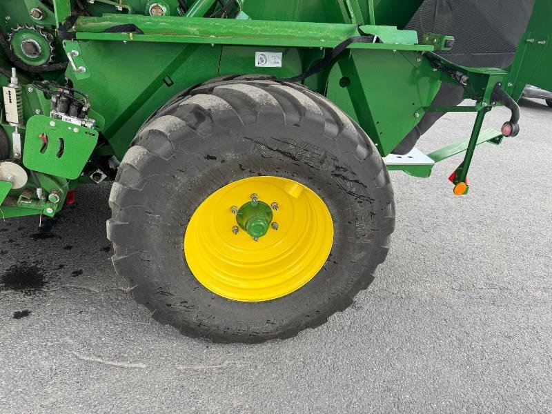 Rundballenpresse типа John Deere V461R, Gebrauchtmaschine в ESCAUDOEUVRES (Фотография 10)