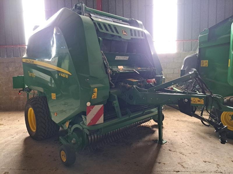 Rundballenpresse типа John Deere V461R, Gebrauchtmaschine в STENAY (Фотография 3)