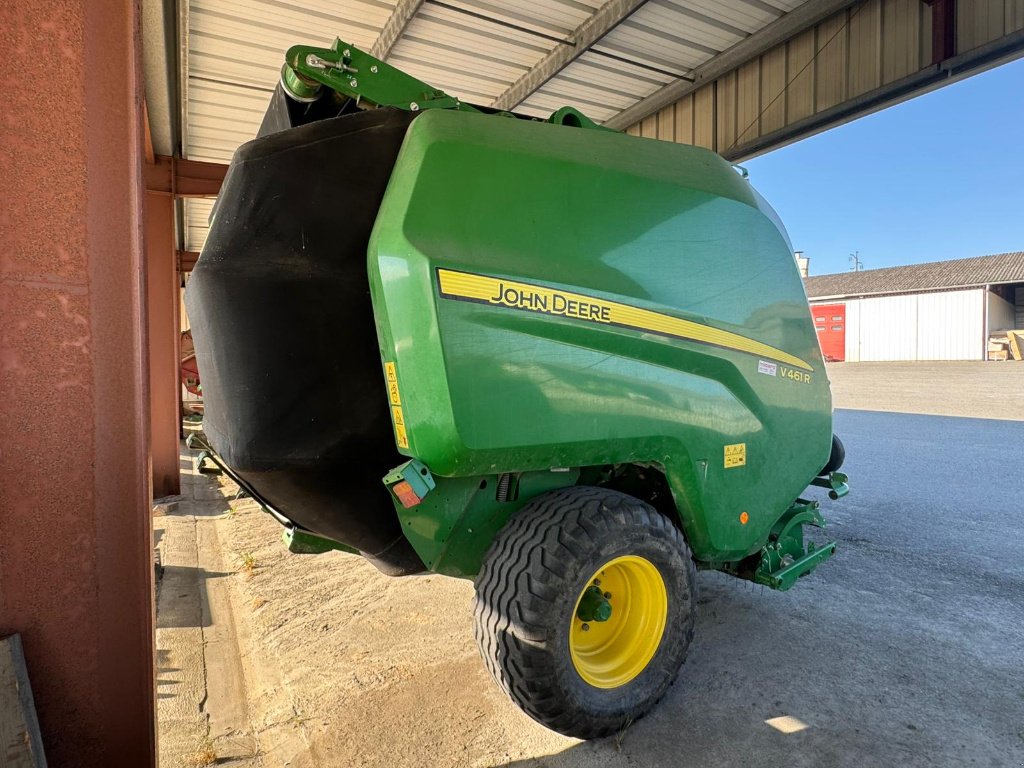 Rundballenpresse of the type John Deere V461R, Gebrauchtmaschine in GUERET (Picture 3)
