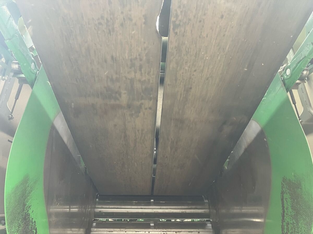 Rundballenpresse типа John Deere V461R, Gebrauchtmaschine в Zwettl (Фотография 23)