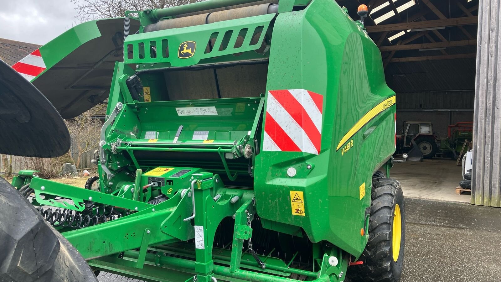 Rundballenpresse типа John Deere V461R, Gebrauchtmaschine в Zwettl (Фотография 5)