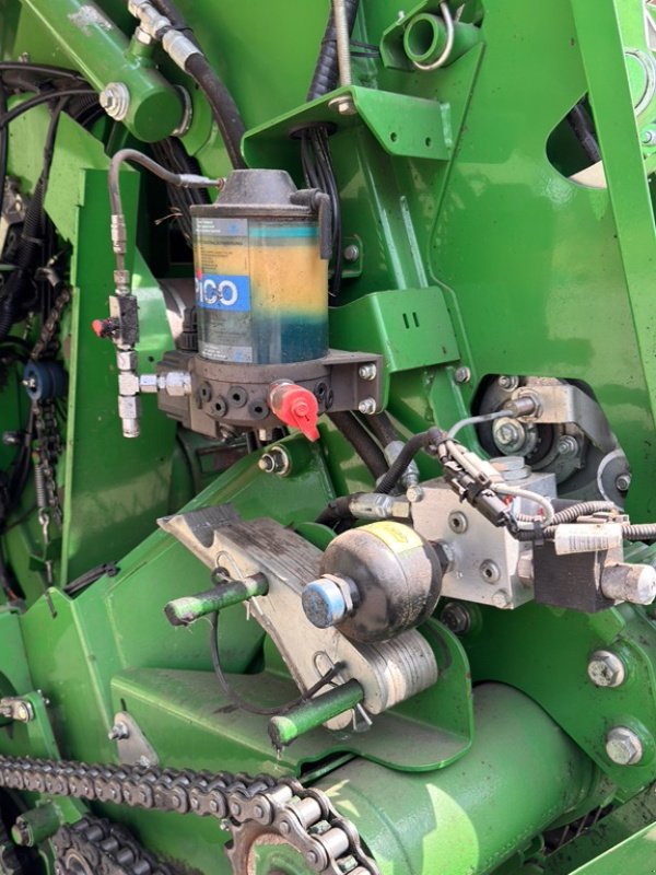 Rundballenpresse des Typs John Deere V461R, Gebrauchtmaschine in Sittensen (Bild 4)
