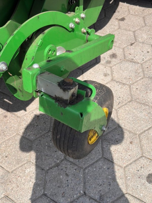 Rundballenpresse des Typs John Deere V461R, Gebrauchtmaschine in Sittensen (Bild 10)