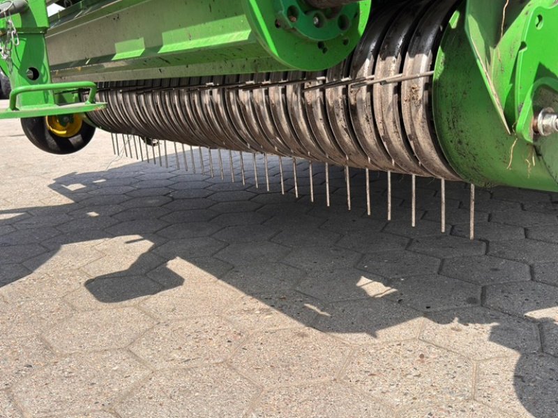 Rundballenpresse des Typs John Deere V461R, Gebrauchtmaschine in Sittensen (Bild 12)