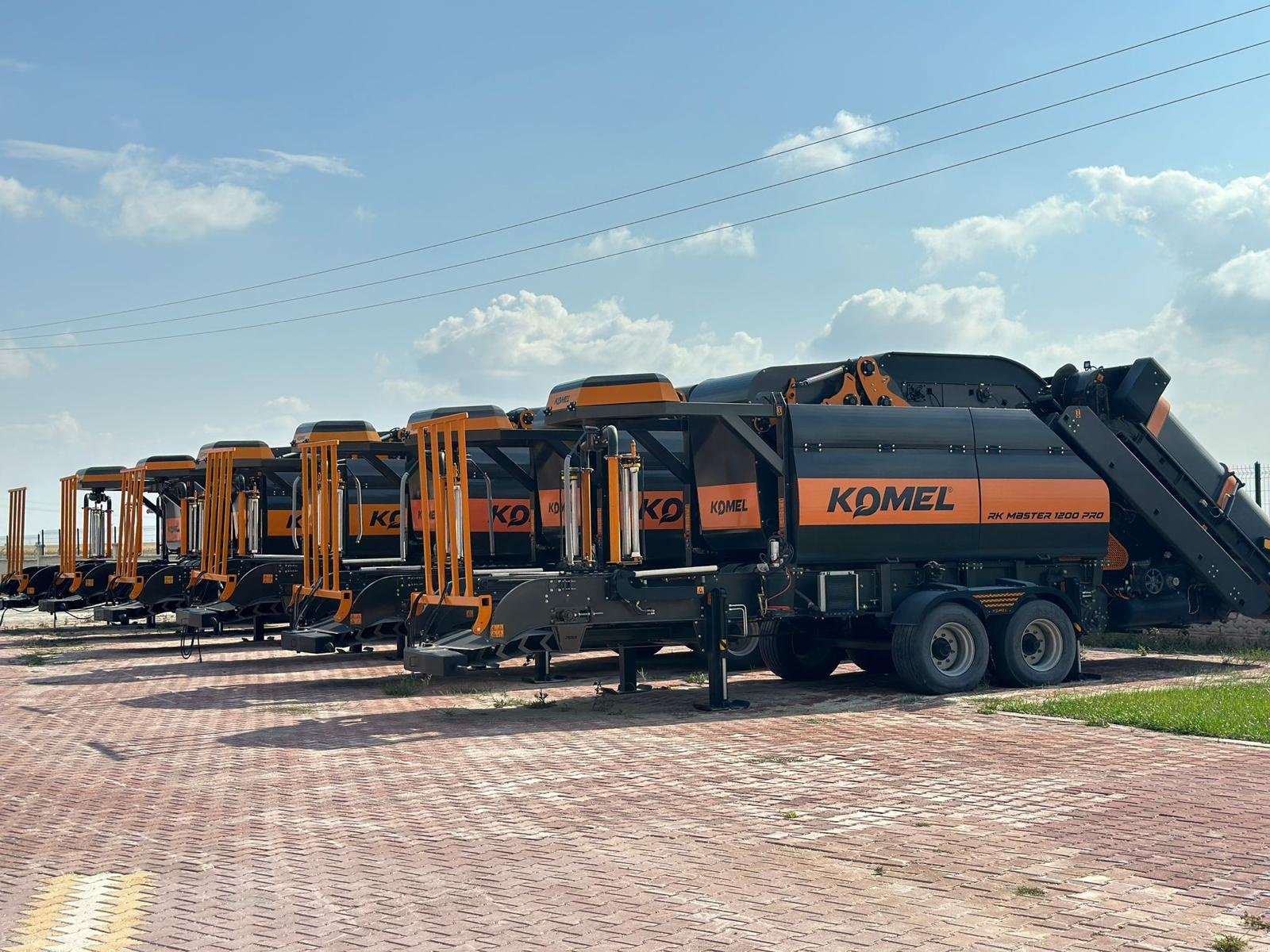 Rundballenpresse des Typs Komel RK Master 1200 PRO, Neumaschine in Zdunska Wola (Bild 3)