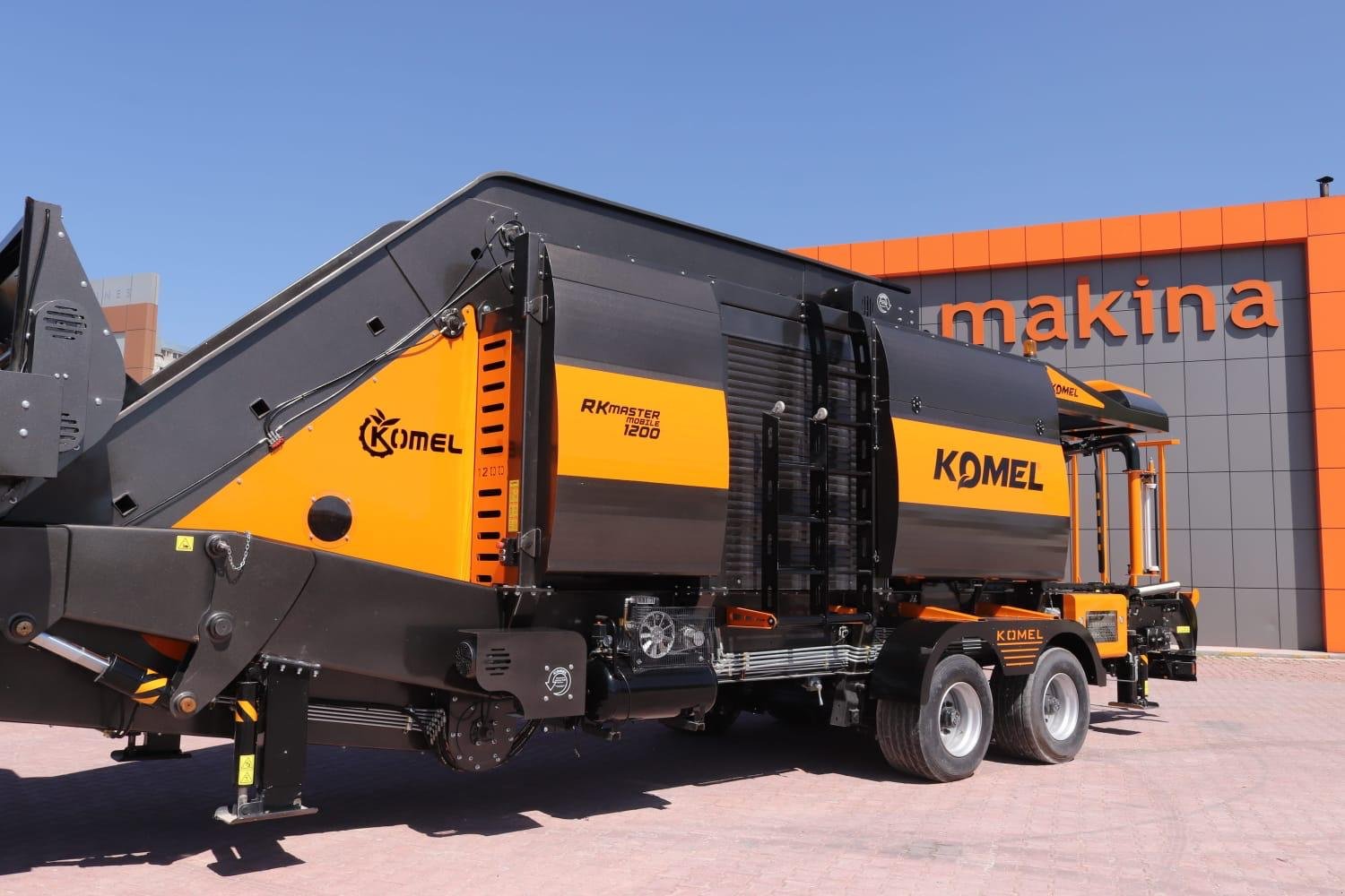 Rundballenpresse des Typs Komel RK Master 1200 PRO, Neumaschine in Zdunska Wola (Bild 7)