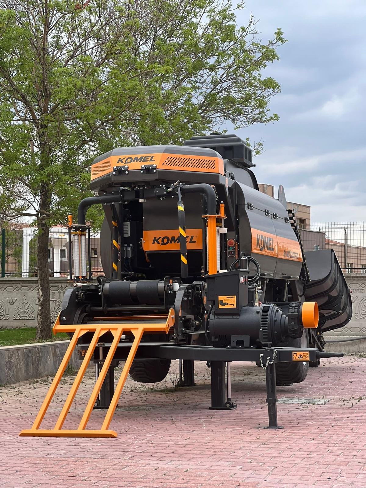 Rundballenpresse des Typs Komel RK Master 1200 PRO, Neumaschine in Zdunska Wola (Bild 13)