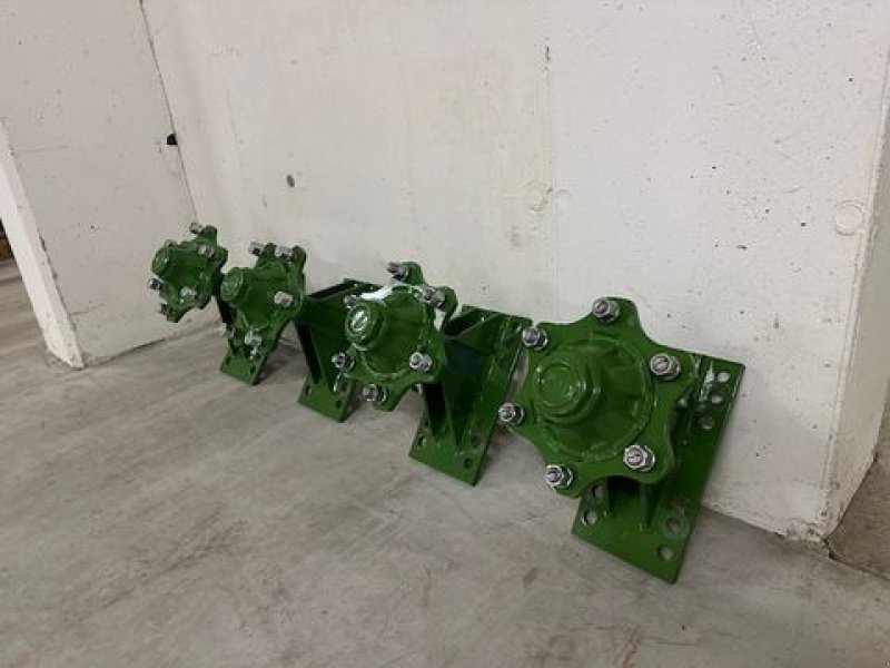 Rundballenpresse des Typs Krone Achsschenkel schraubbar, zu Bellima Presse, Neumaschine in Tamsweg (Bild 1)