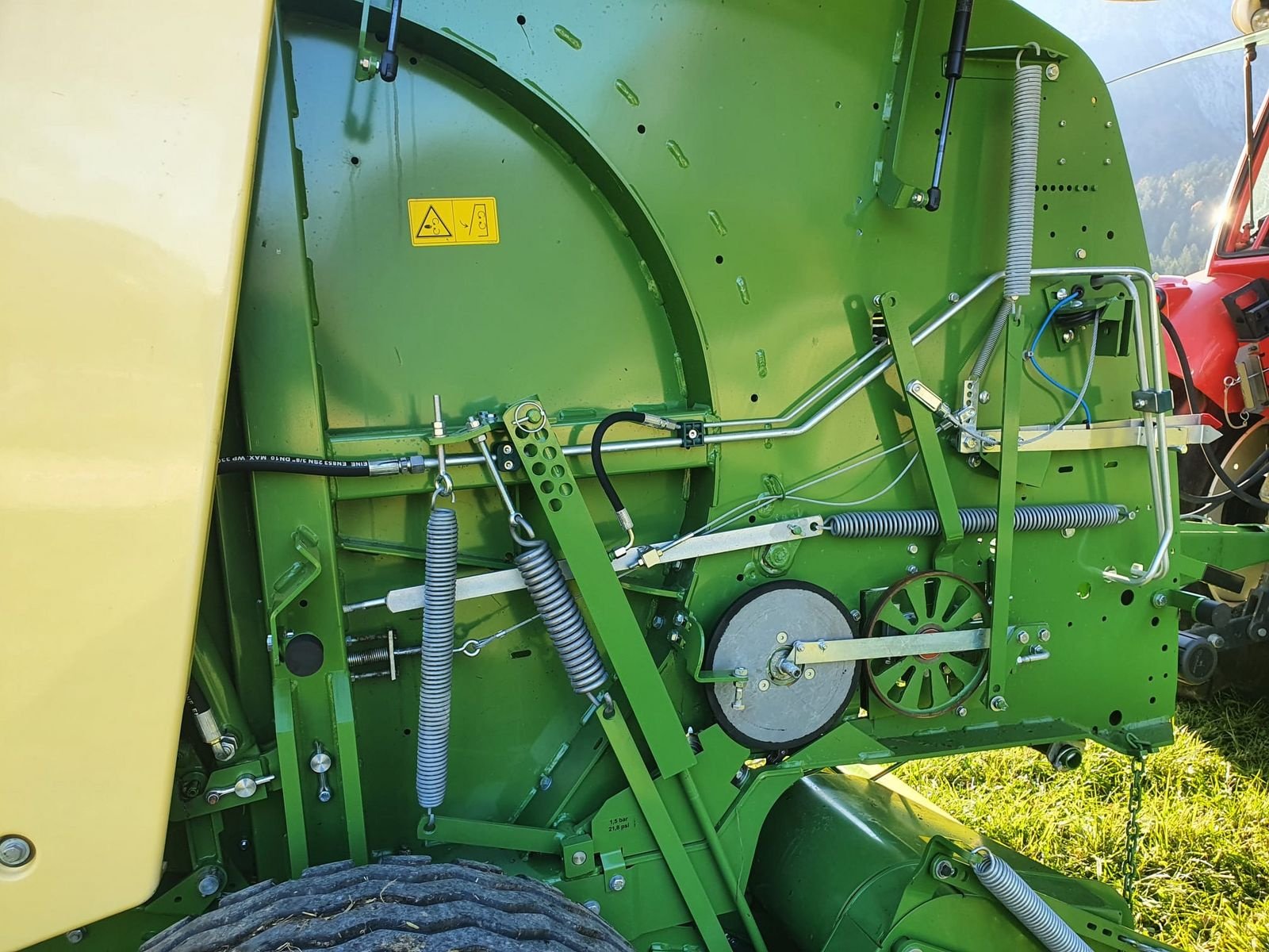 Rundballenpresse tipa Krone Bellima F 130 B, Gebrauchtmaschine u Hopfgarten (Slika 8)