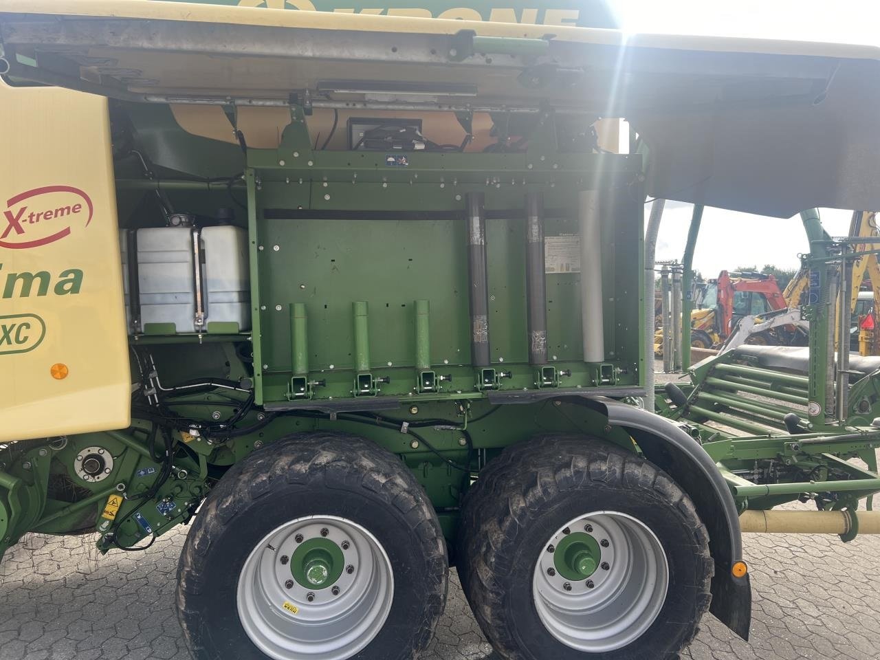 Rundballenpresse Türe ait Krone CF155 XC EXTREME, Gebrauchtmaschine içinde Middelfart (resim 8)