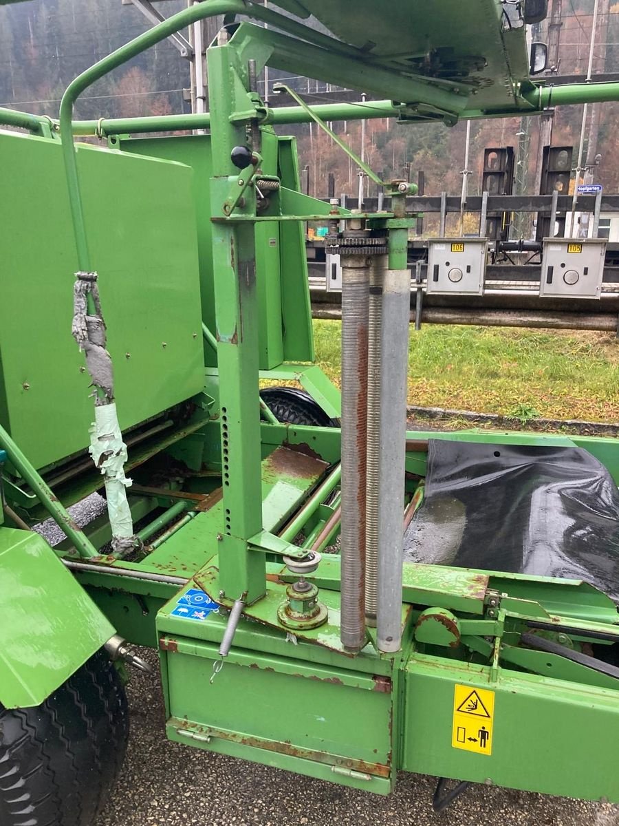 Rundballenpresse типа Krone Combi Pack 1250 MC, Gebrauchtmaschine в Hopfgarten (Фотография 16)