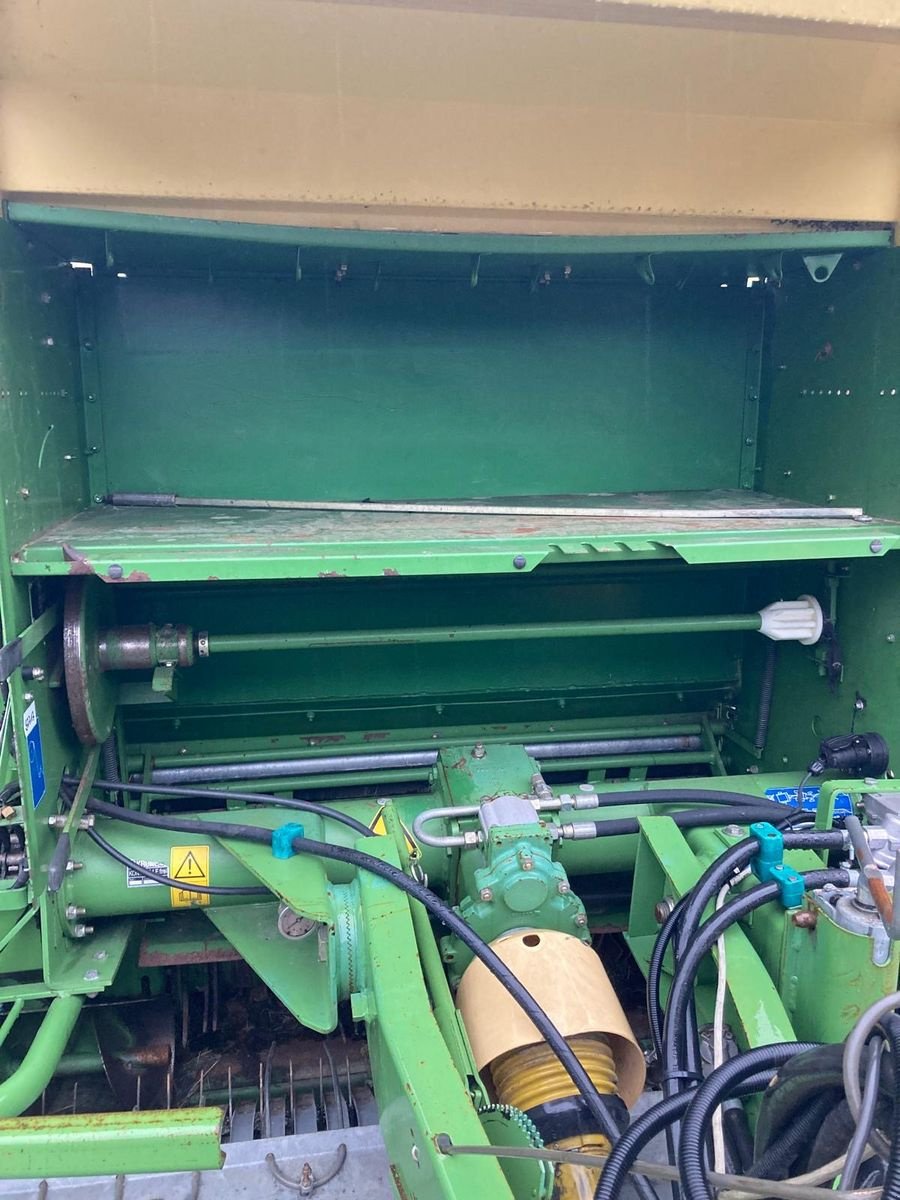 Rundballenpresse типа Krone Combi Pack 1250 MC, Gebrauchtmaschine в Hopfgarten (Фотография 23)