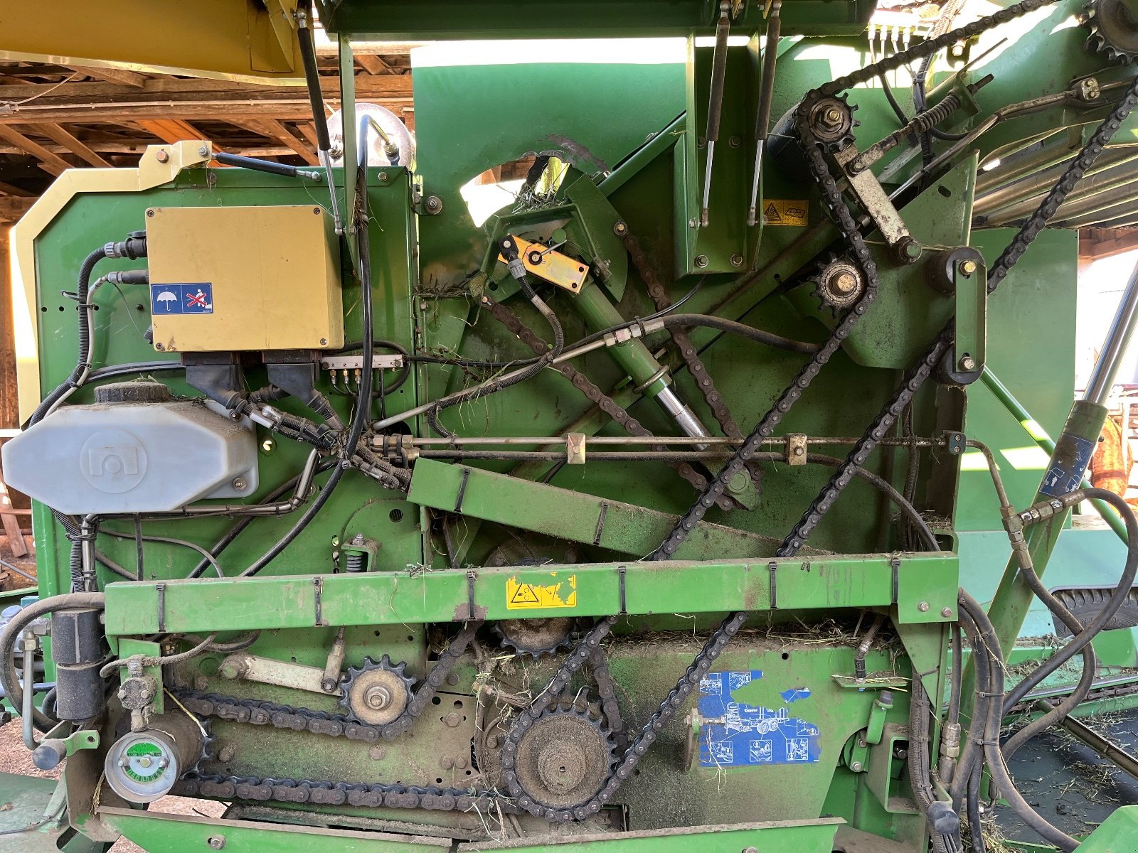 Rundballenpresse typu Krone Combi Pack 1500 MC, Gebrauchtmaschine v Ettendorf (Obrázek 3)