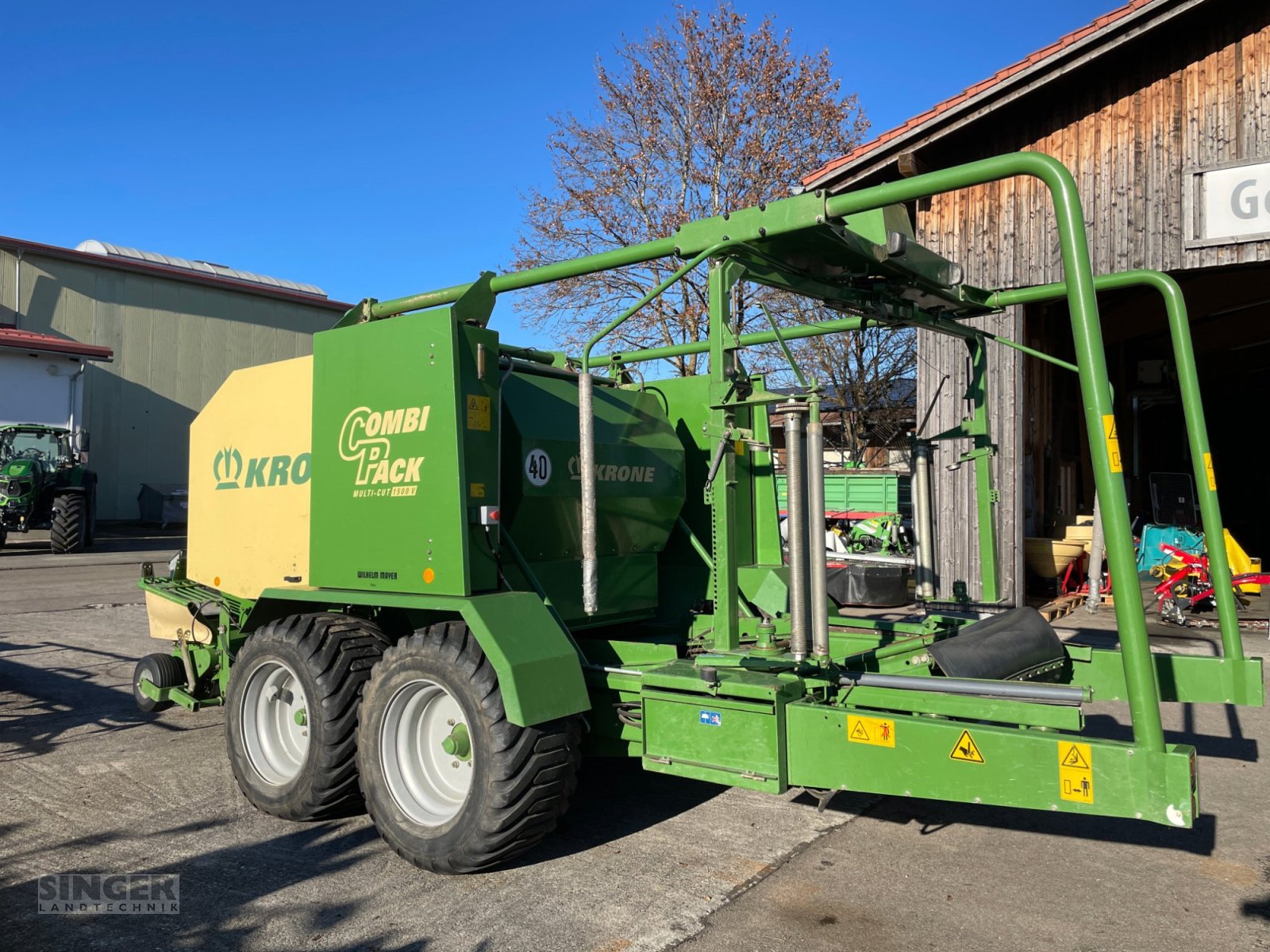 Rundballenpresse типа Krone Combi Pack 1500 V, Gebrauchtmaschine в Ebenhofen (Фотография 2)