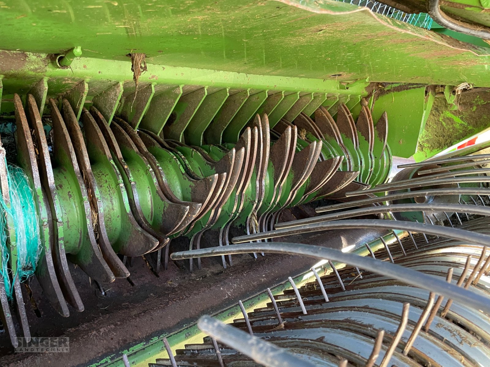 Rundballenpresse типа Krone Combi Pack 1500 V, Gebrauchtmaschine в Ebenhofen (Фотография 6)