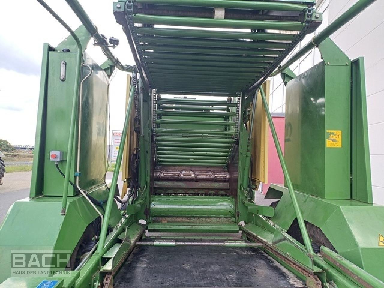 Rundballenpresse typu Krone COMBI PACK MULTICUT 1500 V, Gebrauchtmaschine v Boxberg-Seehof (Obrázek 3)