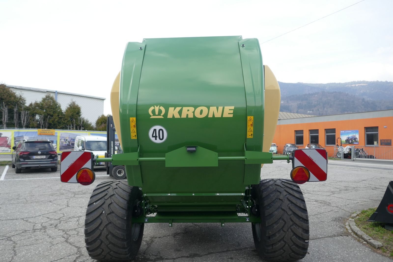 Rundballenpresse от тип Krone Compack V 150 XC PRO, Gebrauchtmaschine в Villach (Снимка 8)